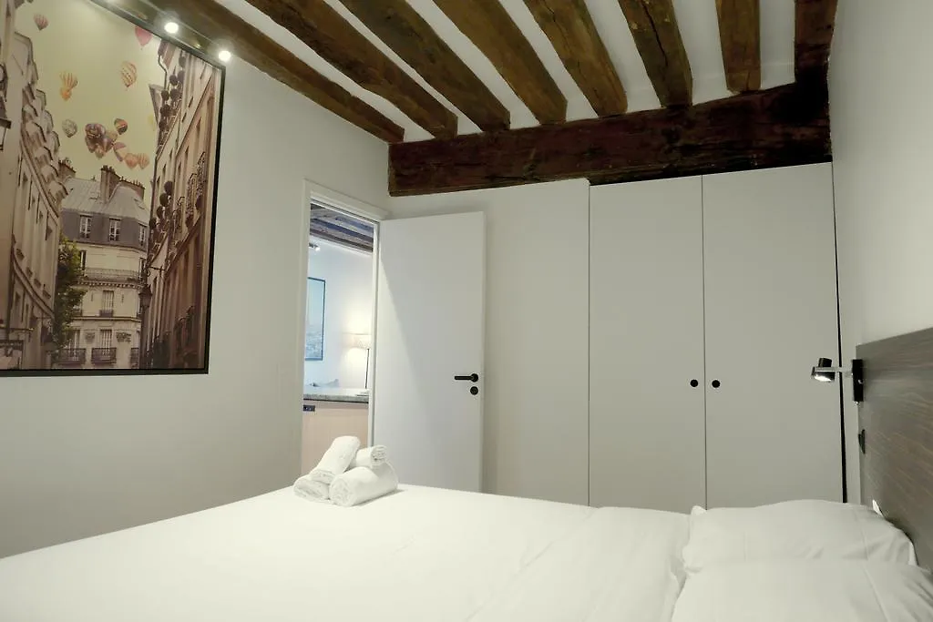 Cosy Paříž